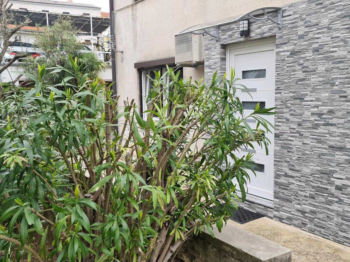 Apartman Nika Crikvenica Eksteriør bilde